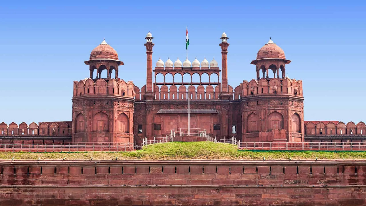 Red Fort Delhi - Top 10 Iconic Forts In The World